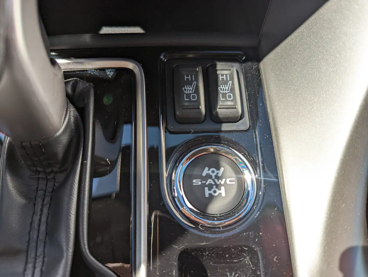 Mitsubishi Eclipse Cross снимка Mitsubishi Eclipse Cross