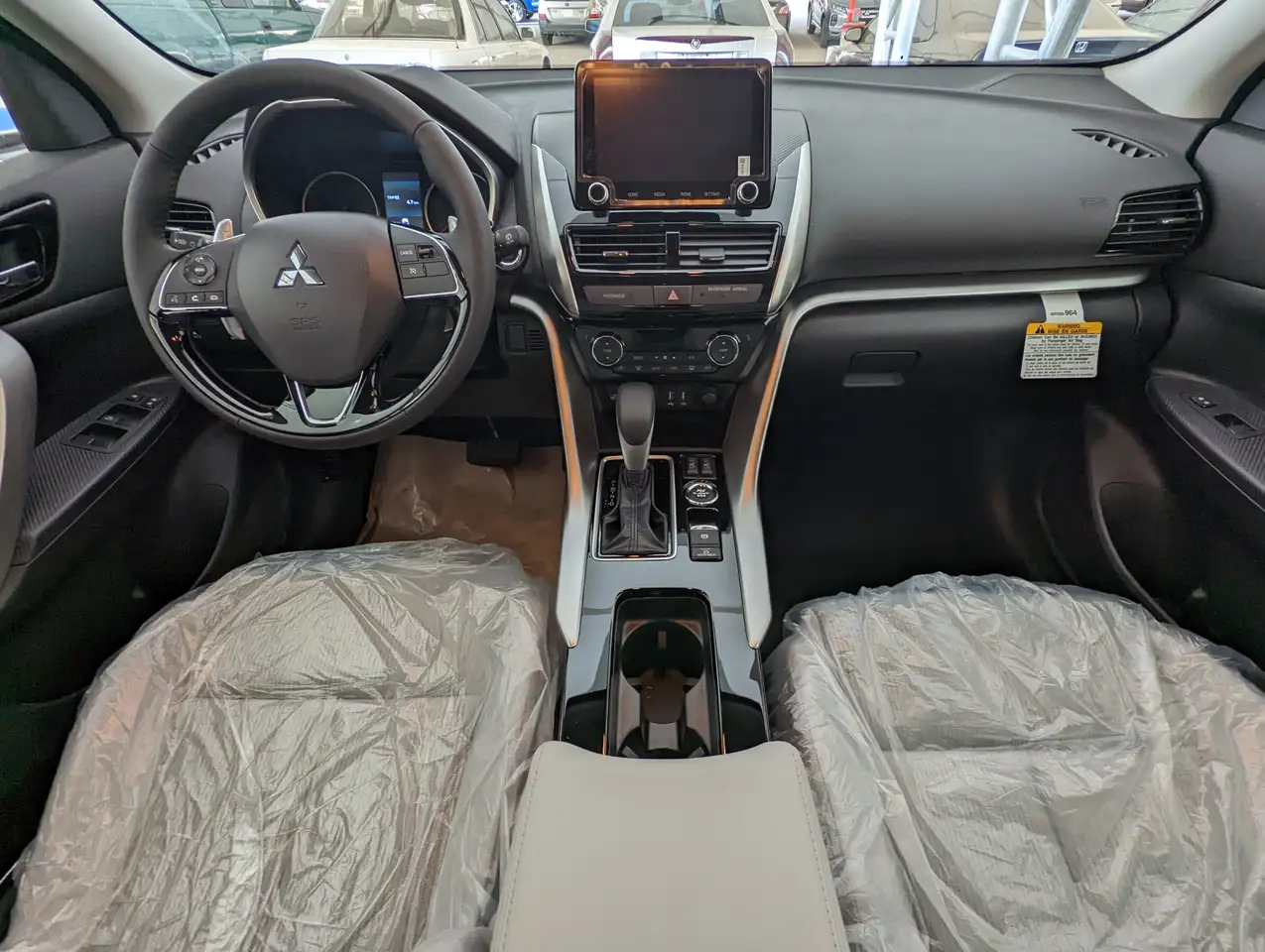 Mitsubishi Eclipse Cross снимка Mitsubishi Eclipse Cross