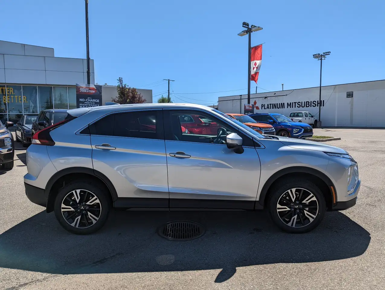 Mitsubishi Eclipse Cross снимка Mitsubishi Eclipse Cross