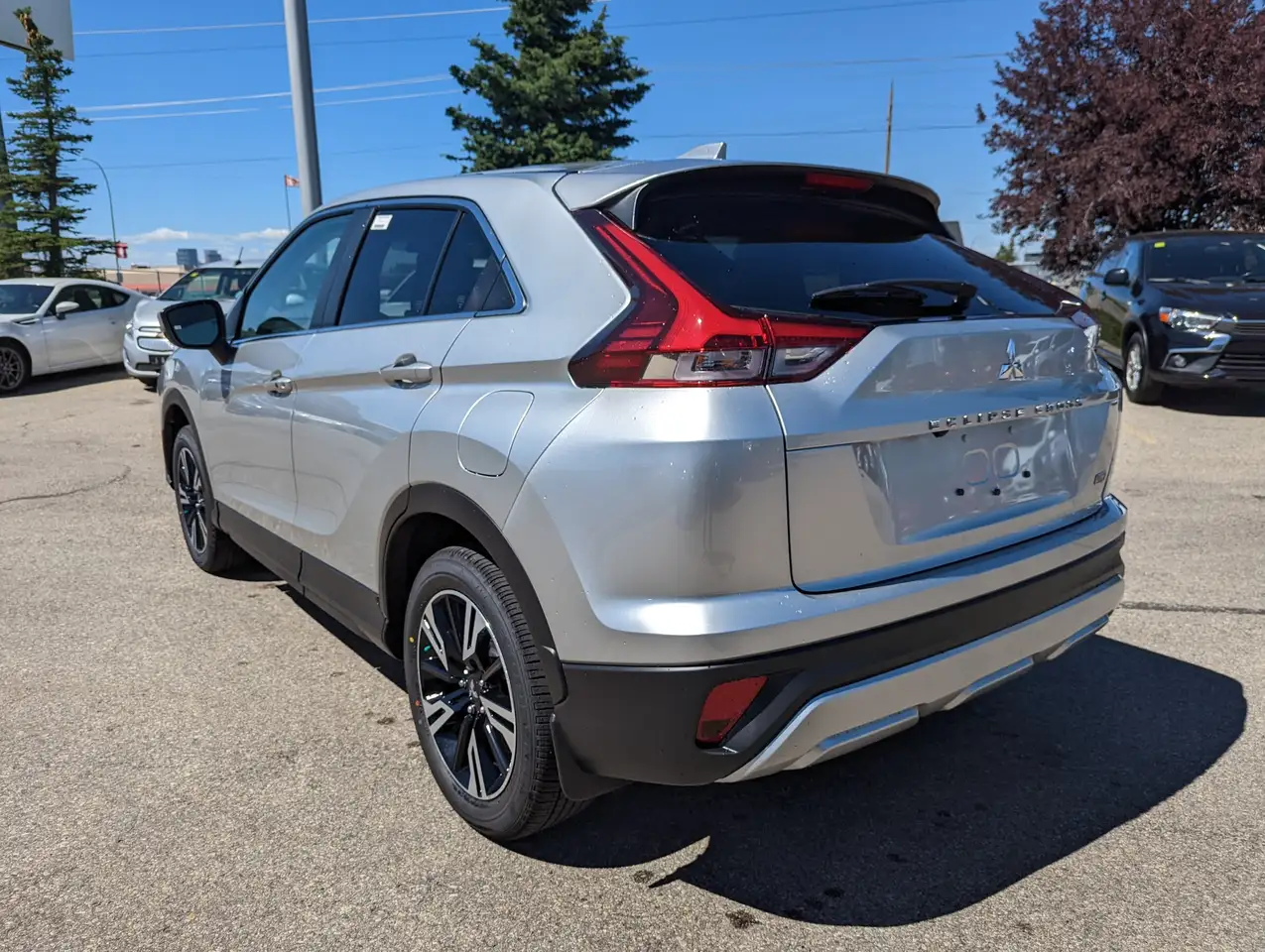 Mitsubishi Eclipse Cross снимка Mitsubishi Eclipse Cross