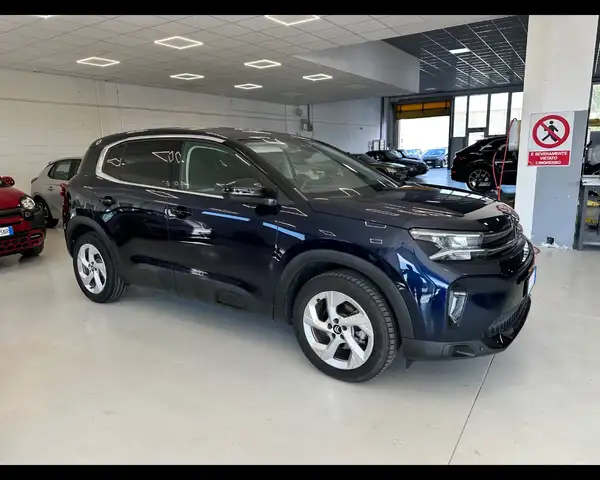 Citroen C5 Aircross view 4