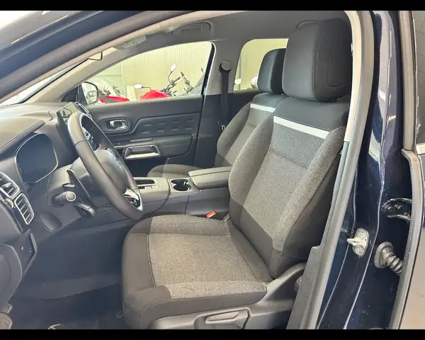 Citroen C5 Aircross view 5