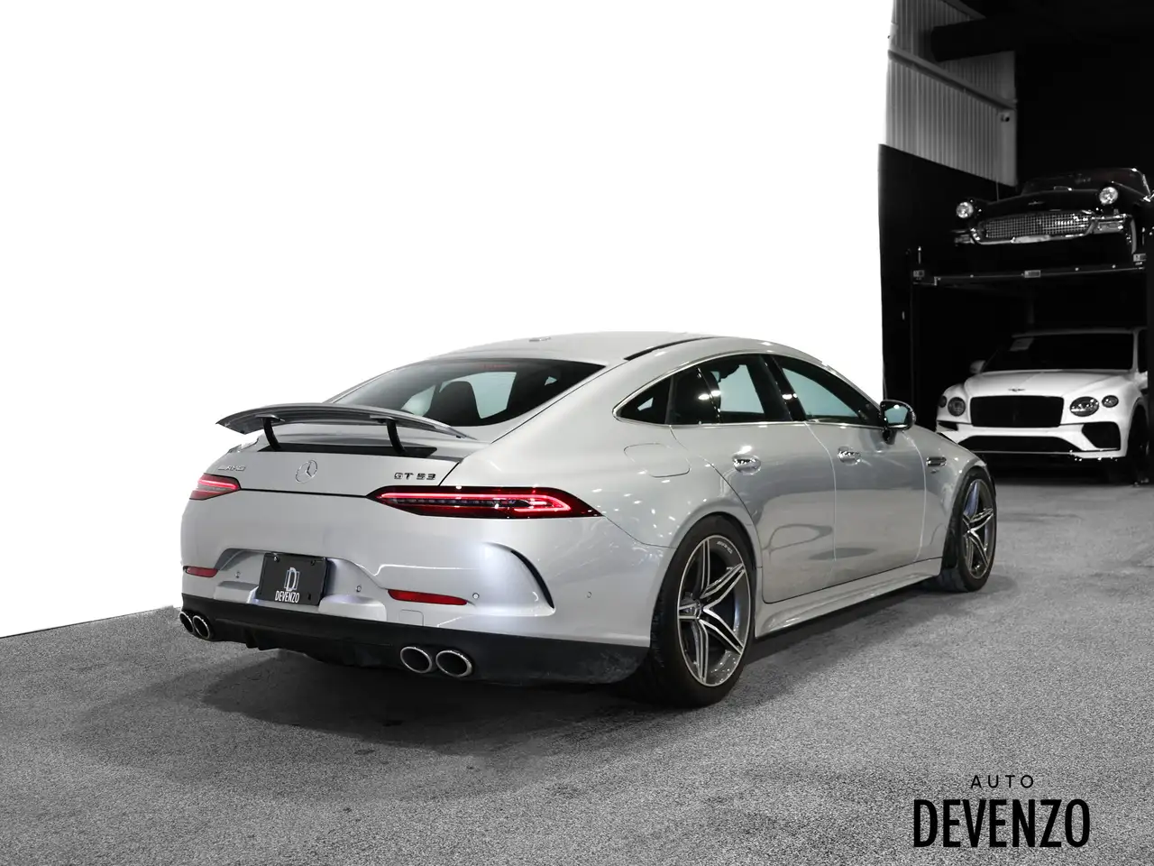 Mercedes-Benz AMG GT снимка Mercedes-Benz AMG GT