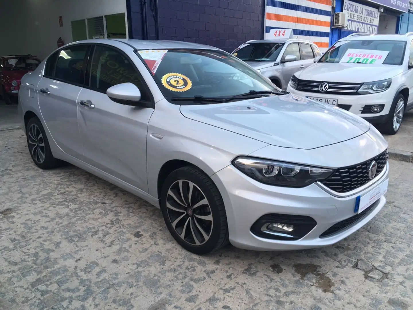 Fiat Tipo 1.4 Lounge Plateado - 2