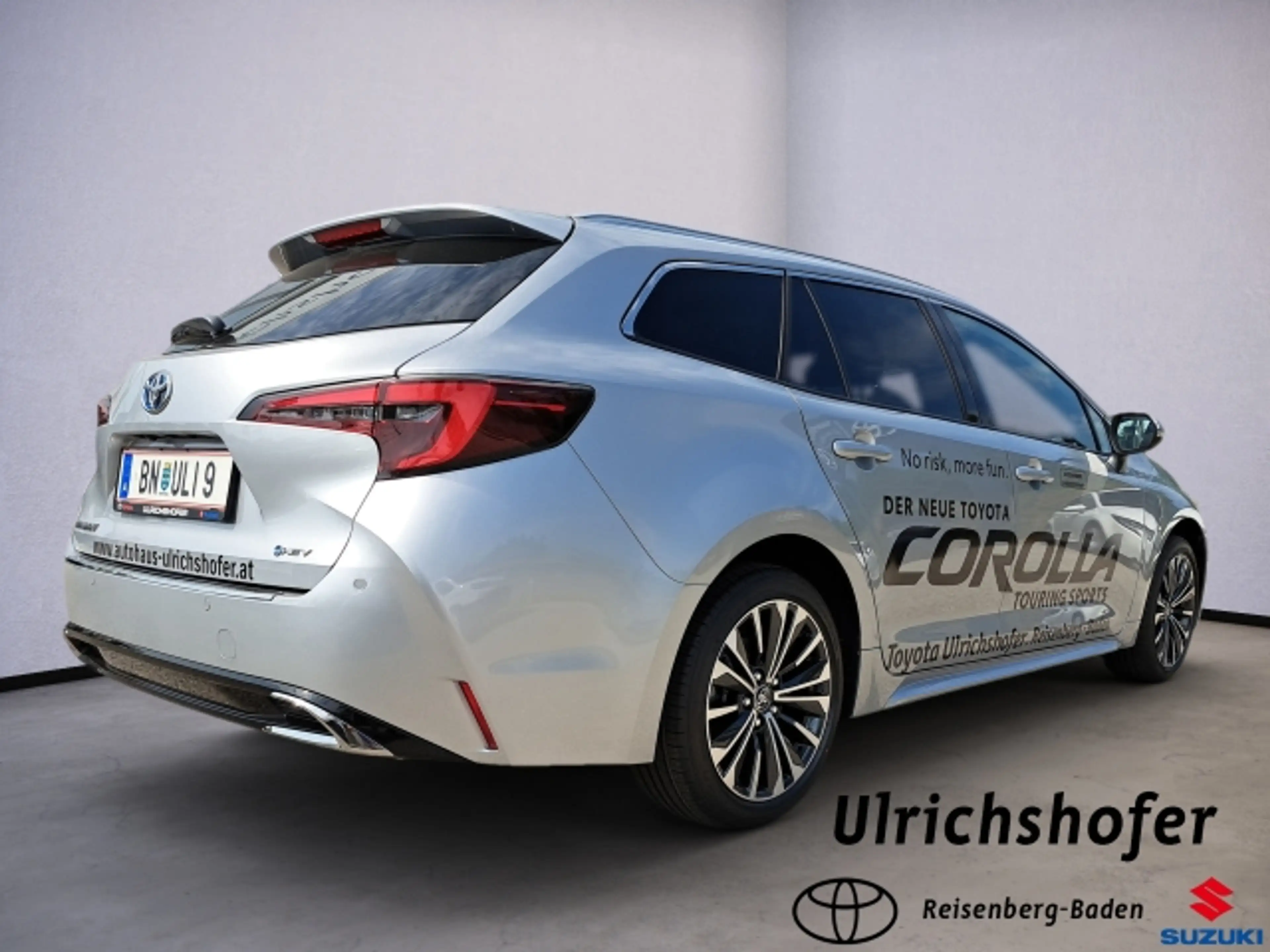 Toyota Corolla Corolla 1,8 HSD TS A — photo 4