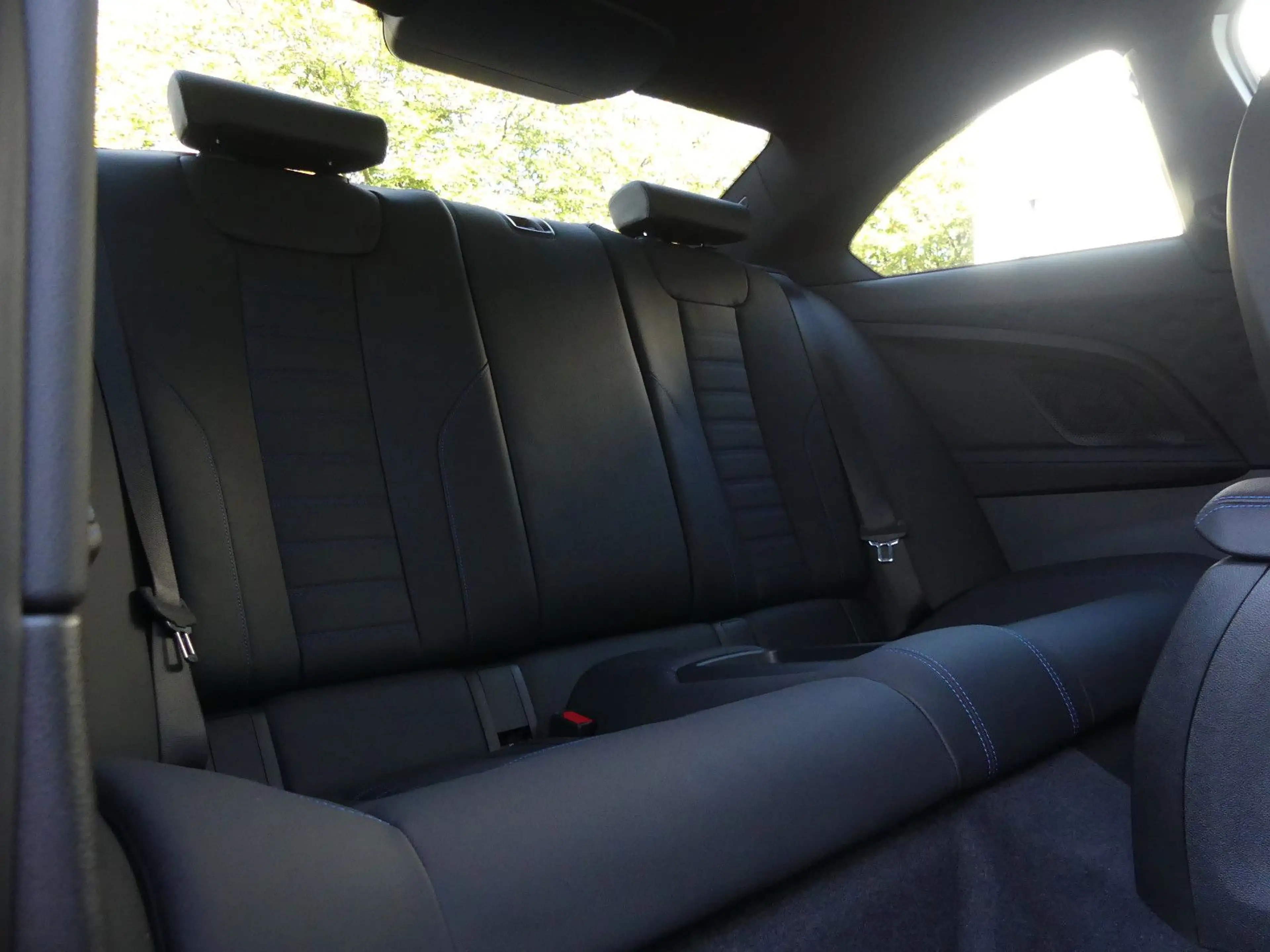 BMW M2 Coupe Driver´s/M Sitze/Carbon/H&K/Individual — photo 15