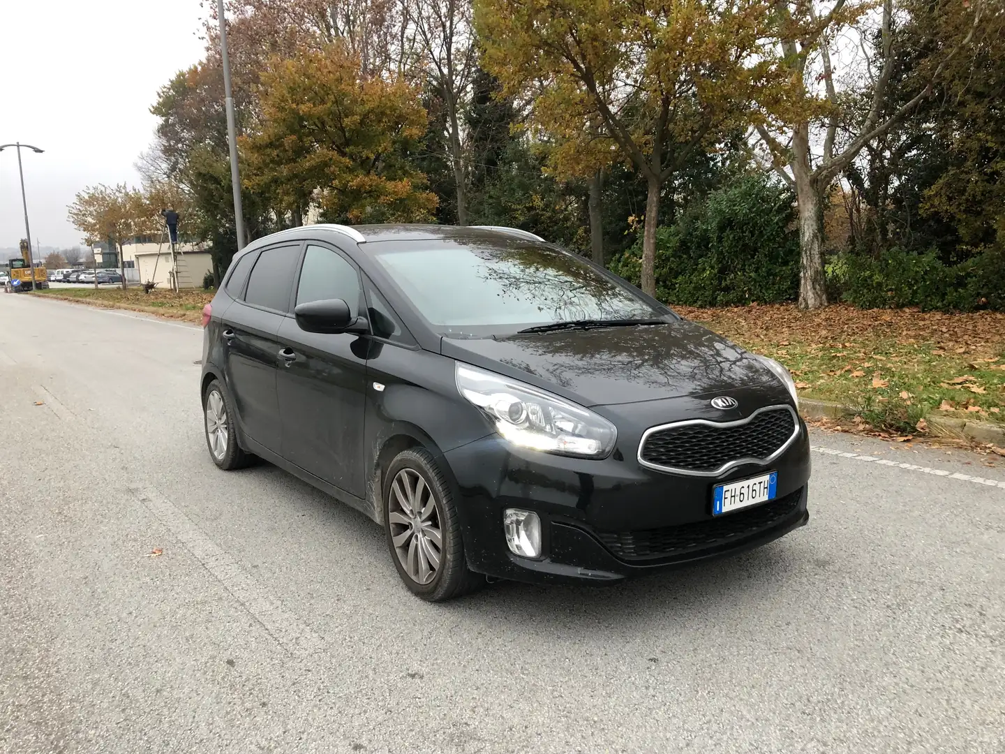 Kia Carens Carens IV 2013 1.7 crdi Class Move Noir - 2