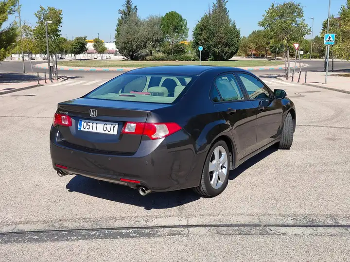 Honda Accord 2008, foto 4