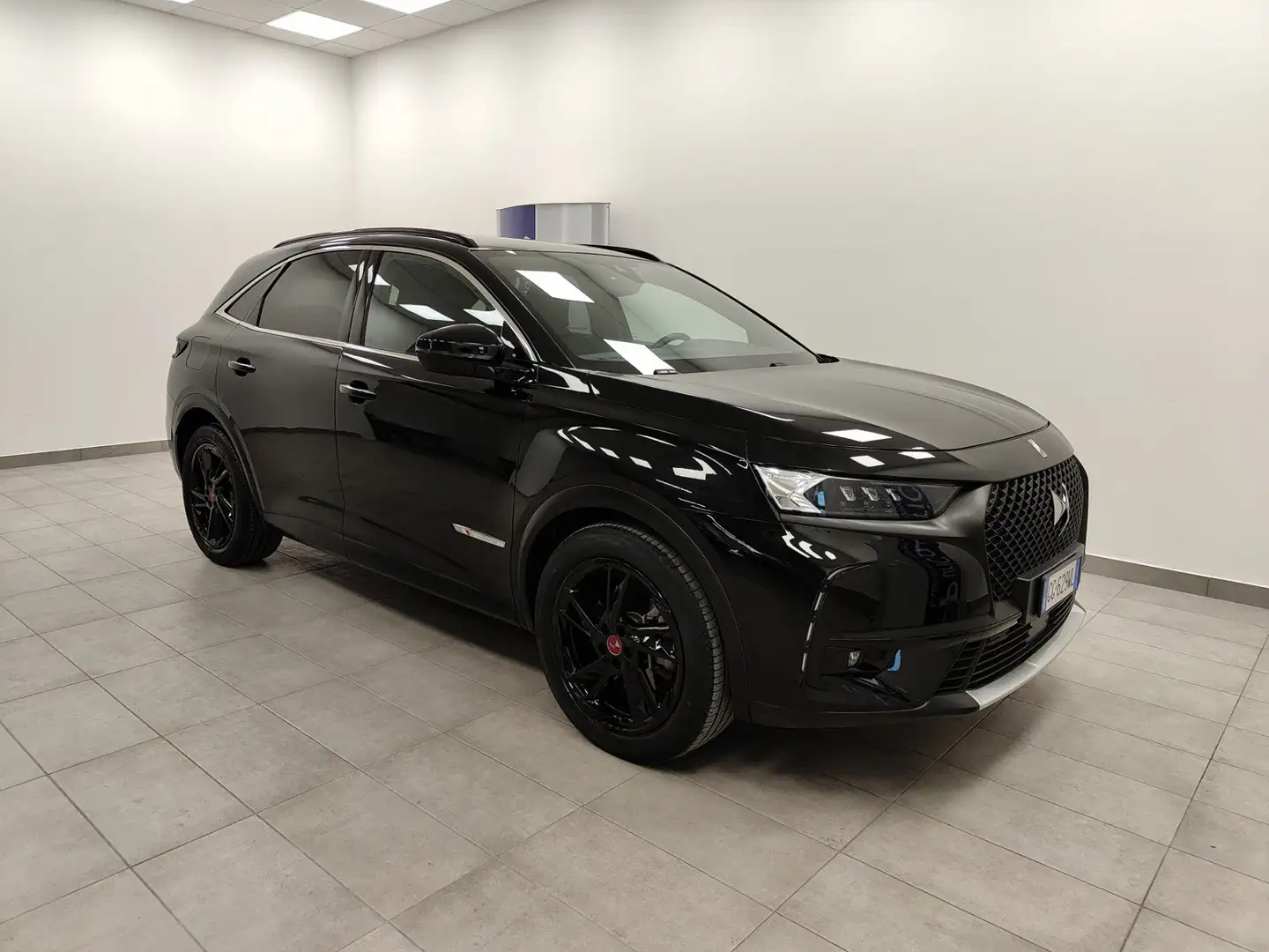 DS Automobiles DS 7 CROSSBACK E-TENSE Performace Line FariLED Navi 19” Noir - 2