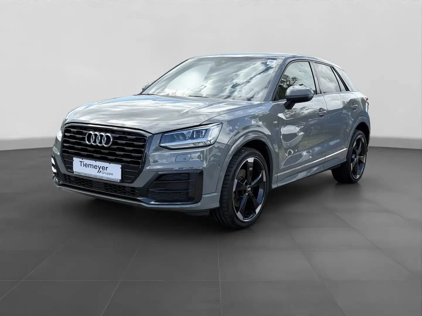 Audi Q2 35 TFSI 2x S LINE NAVI+ LED BuO AHK Gris - 2