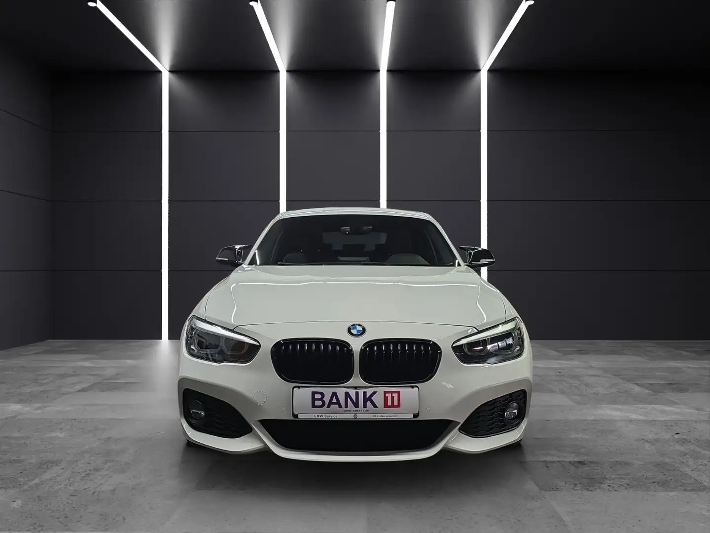 BMW 120 i F20 M-Sport Aut.AHK* LED PDC TEMP Weiß - 2