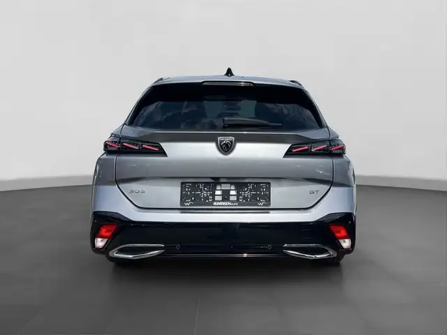 Peugeot 308 view 4