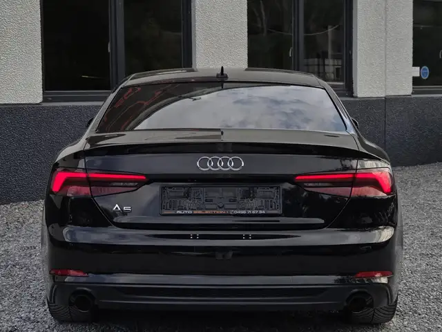 Audi A5 view 4
