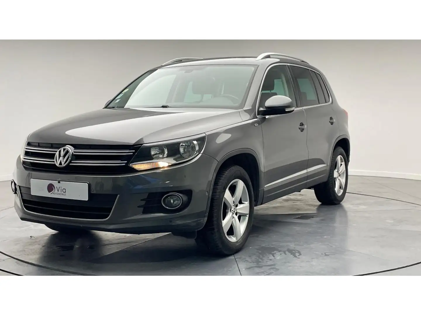 Volkswagen Tiguan 2.0 TDI 140 DSG Cup 4Motion  CAMERA DE RECUL / TOIT OUVRANT Gris - 1