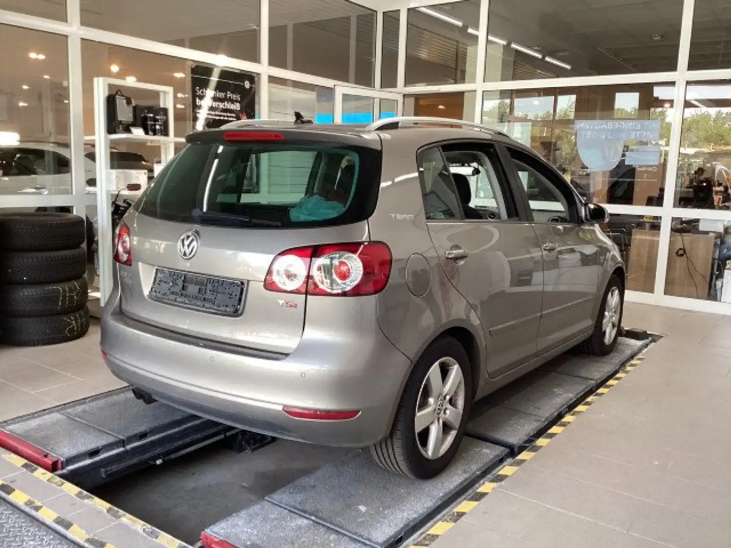 Volkswagen Golf Plus Team AUTOMATIK*NAVI*XENON*GLASDACH*TEMPOMAT* - 2