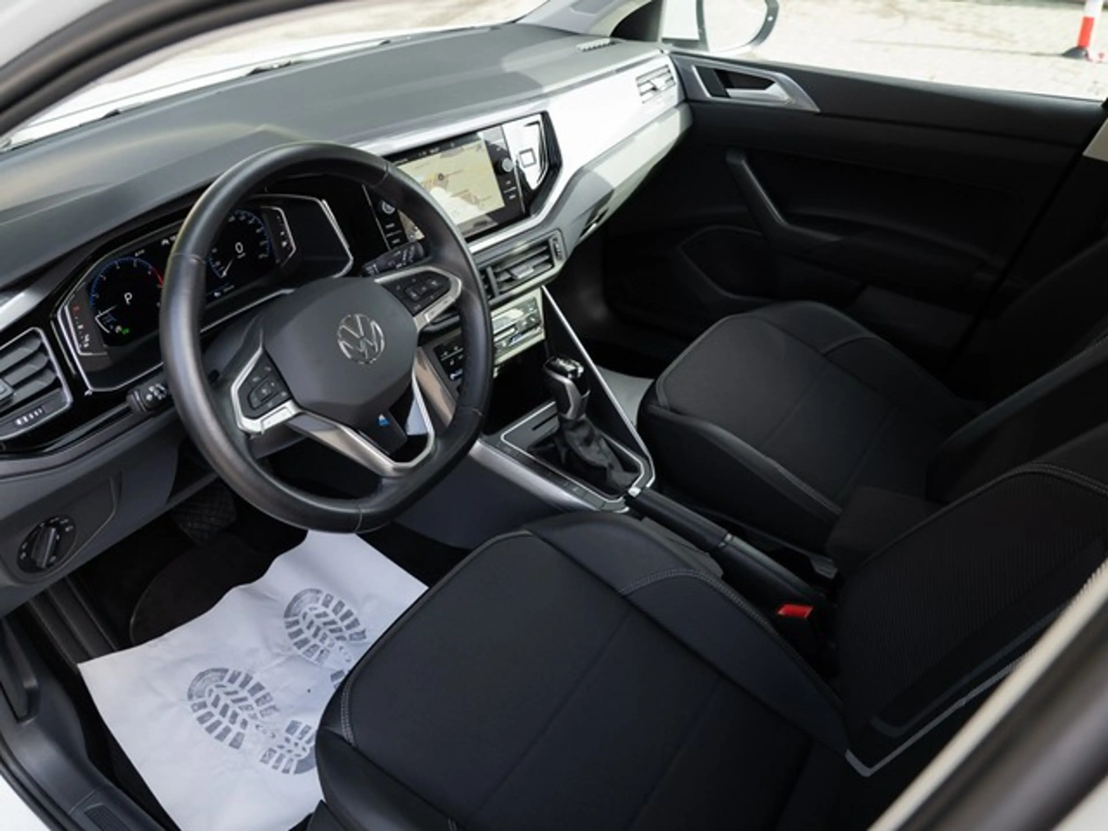 Volkswagen Taigo TSI DSG Style AHK Matrix RFK NAVI — photo 9