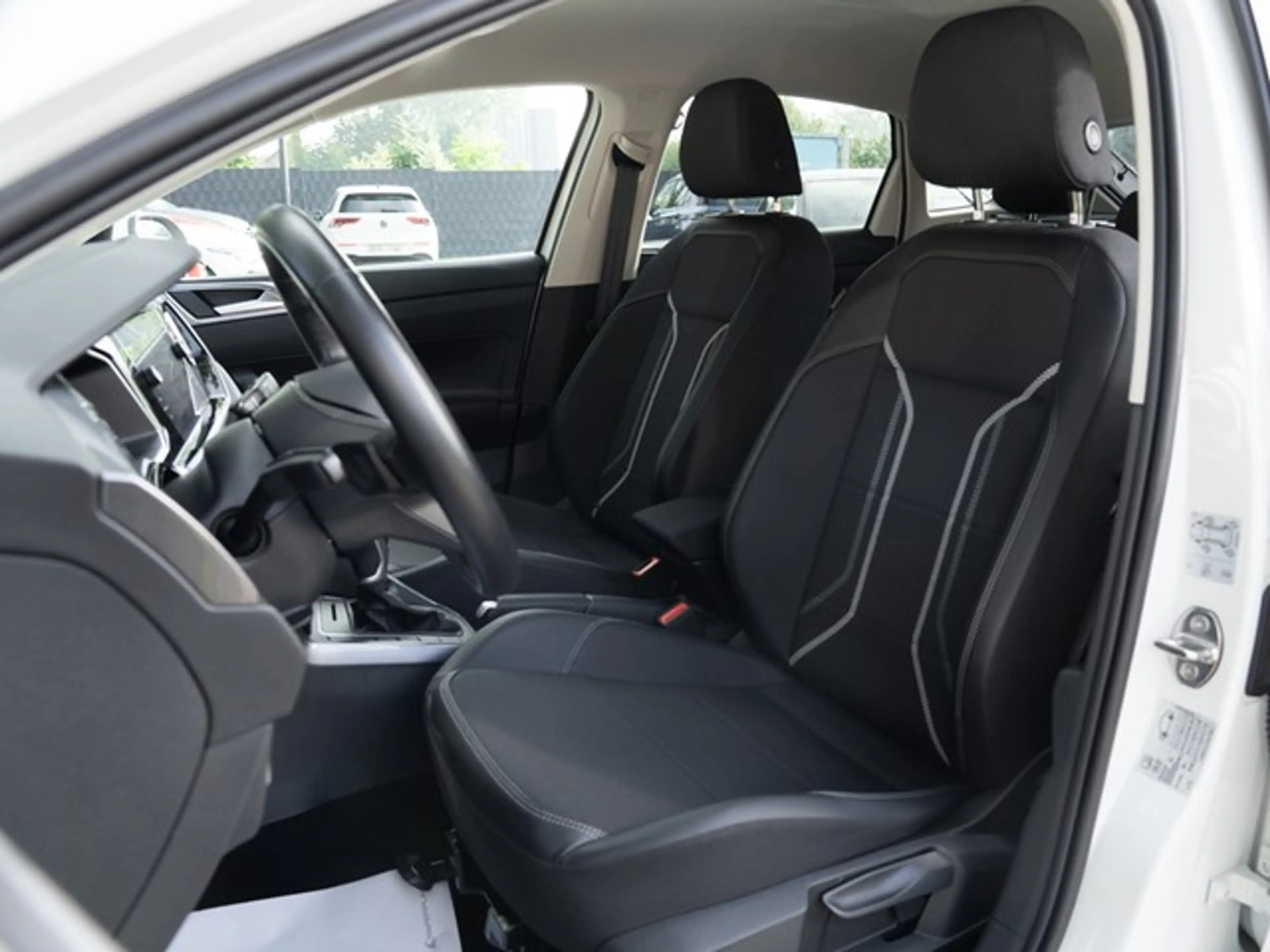 Volkswagen Taigo TSI DSG Style AHK Matrix RFK NAVI — photo 6