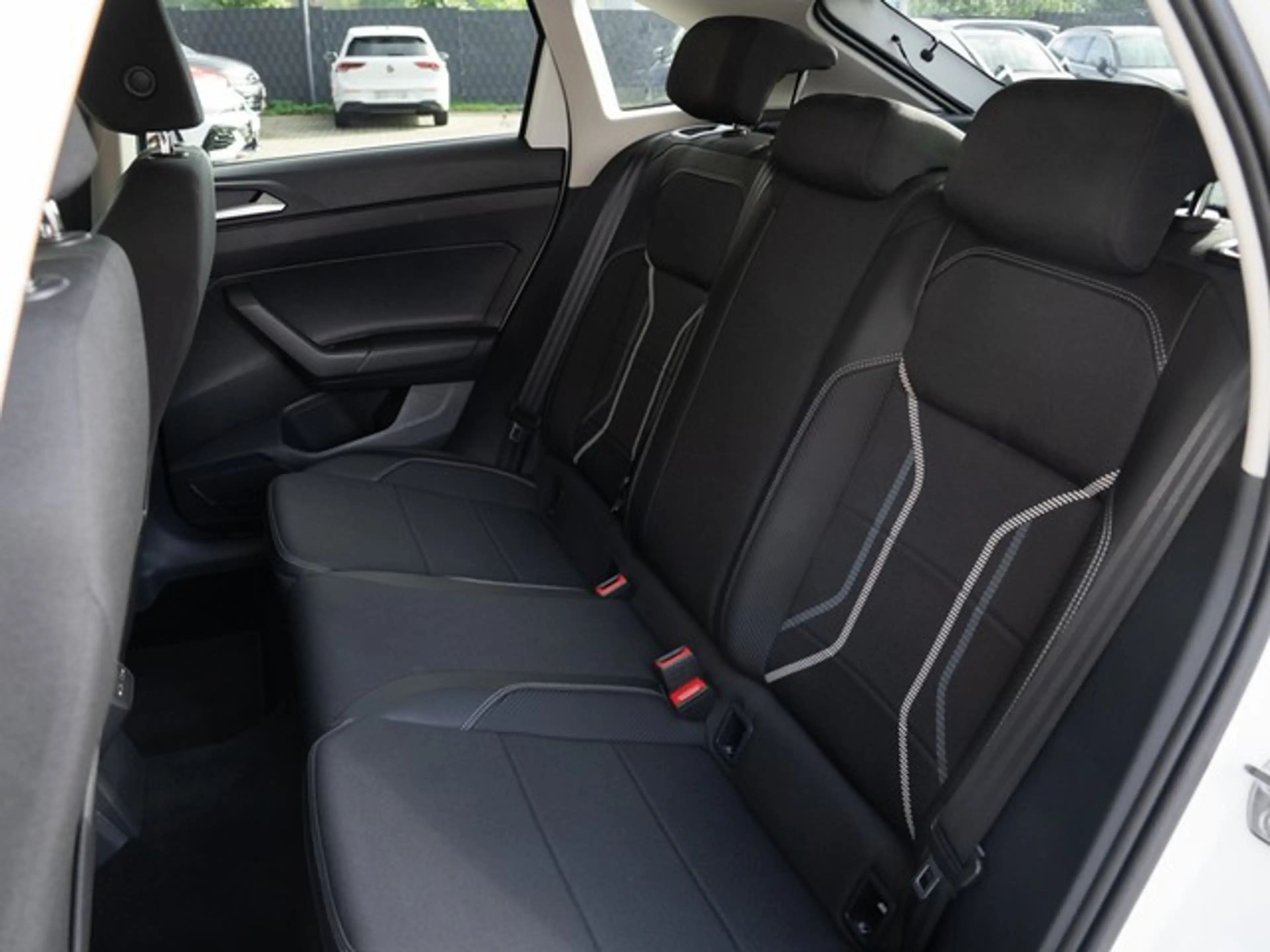 Volkswagen Taigo TSI DSG Style AHK Matrix RFK NAVI — photo 7