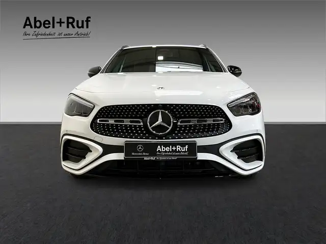 Mercedes-Benz Gla Class view 2