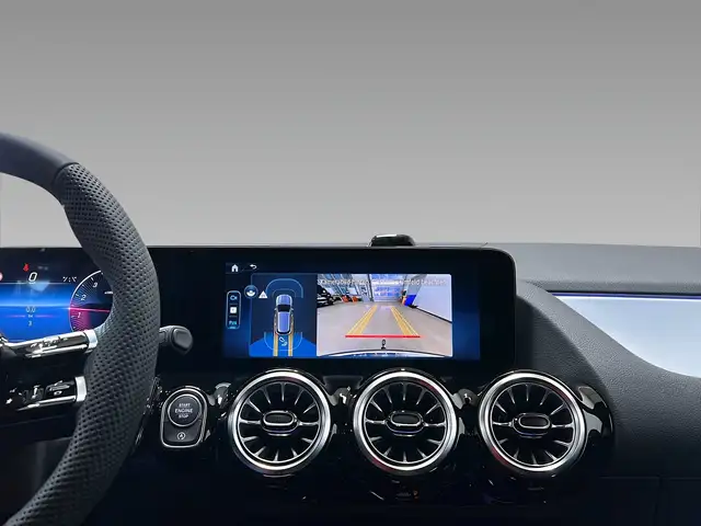 Mercedes-Benz Gla Class view 11
