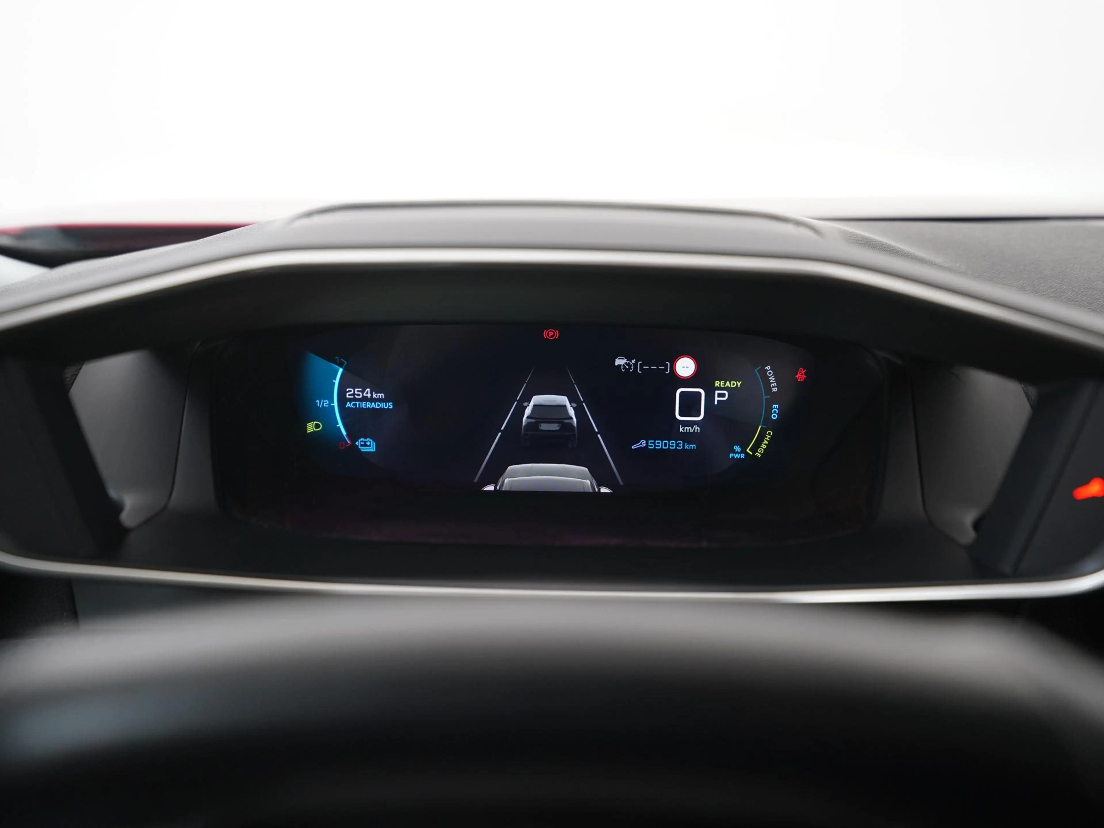 Peugeot e-2008 EV Allure 50 kWh | SOH 92% | Navigatie | Digital C — photo 8