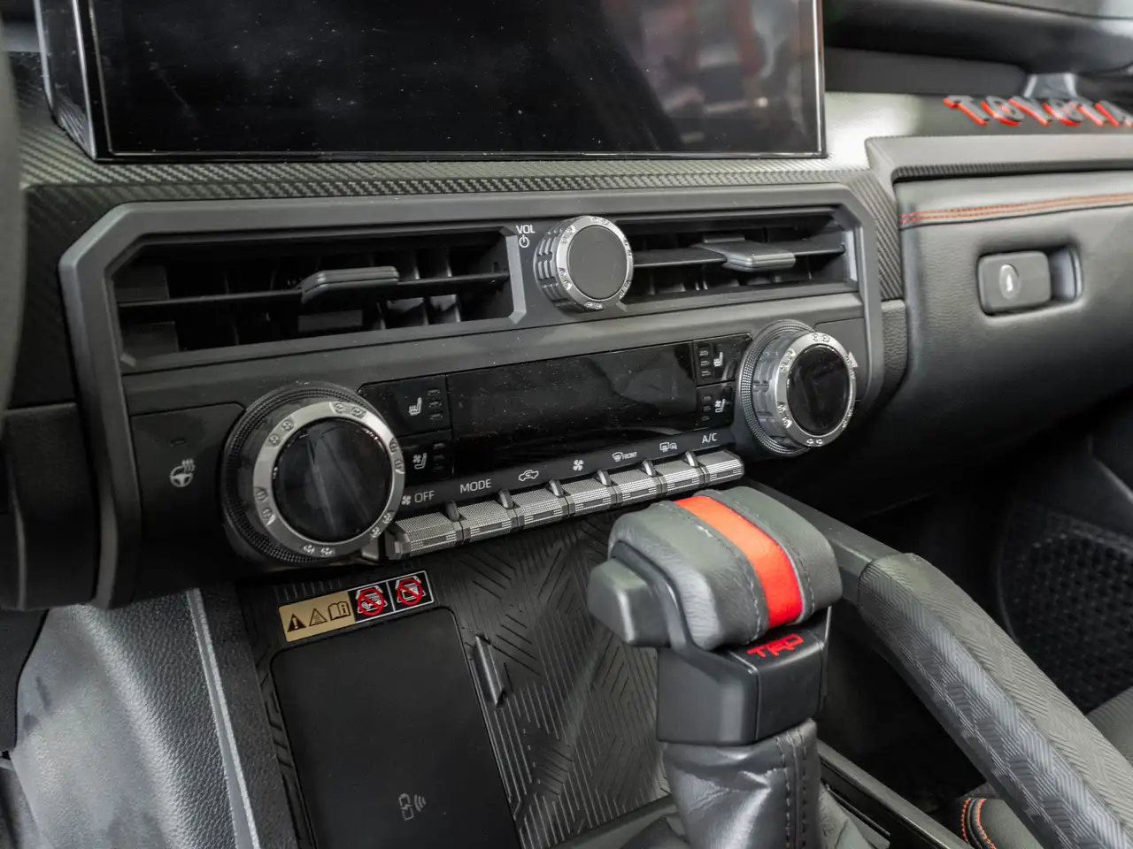 Toyota Tacoma снимка Toyota Tacoma
