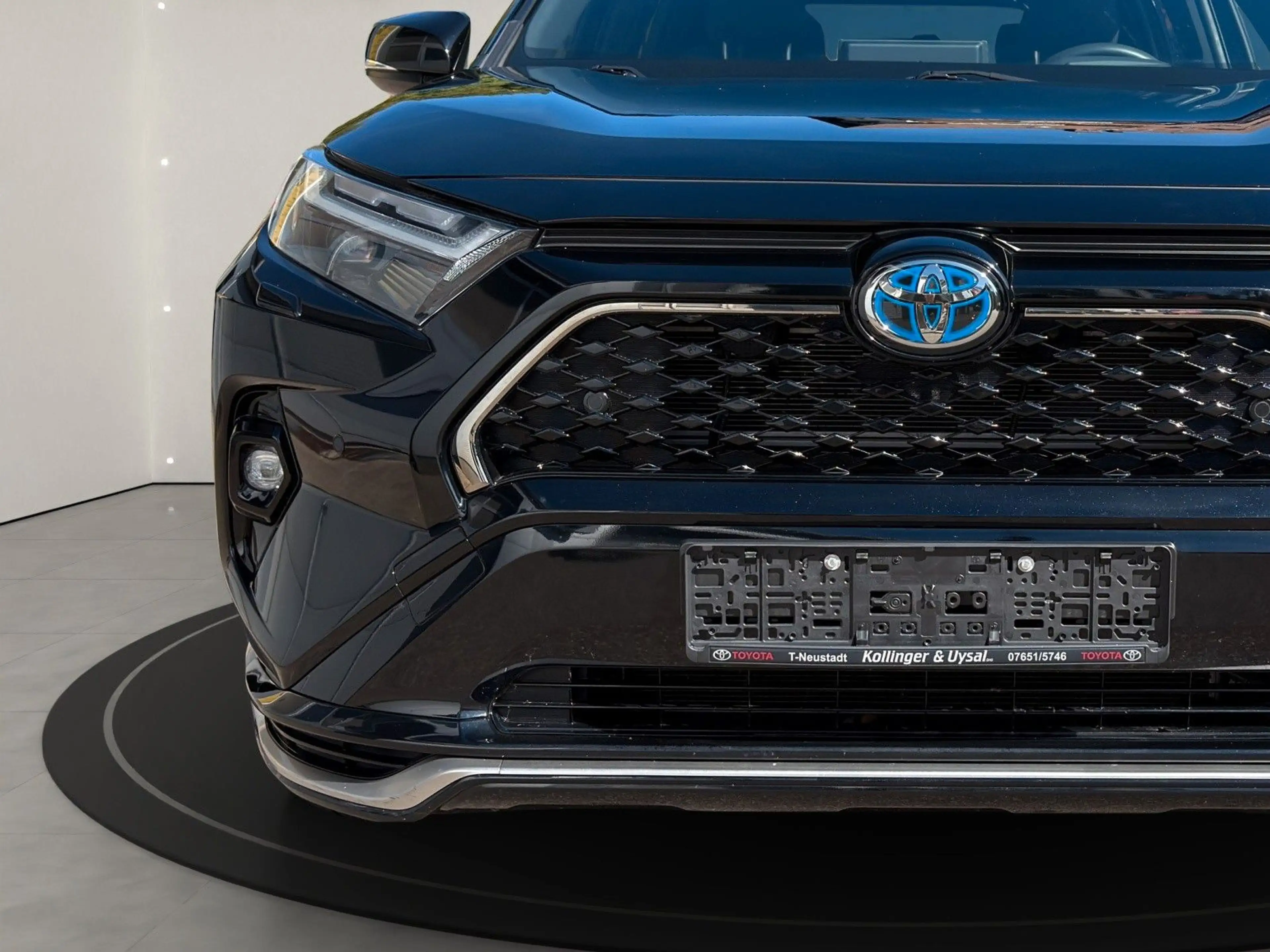 Toyota RAV 4 RAV4 Plug-in Hybrid 4x4 Comfort Technik-Pa — photo 10