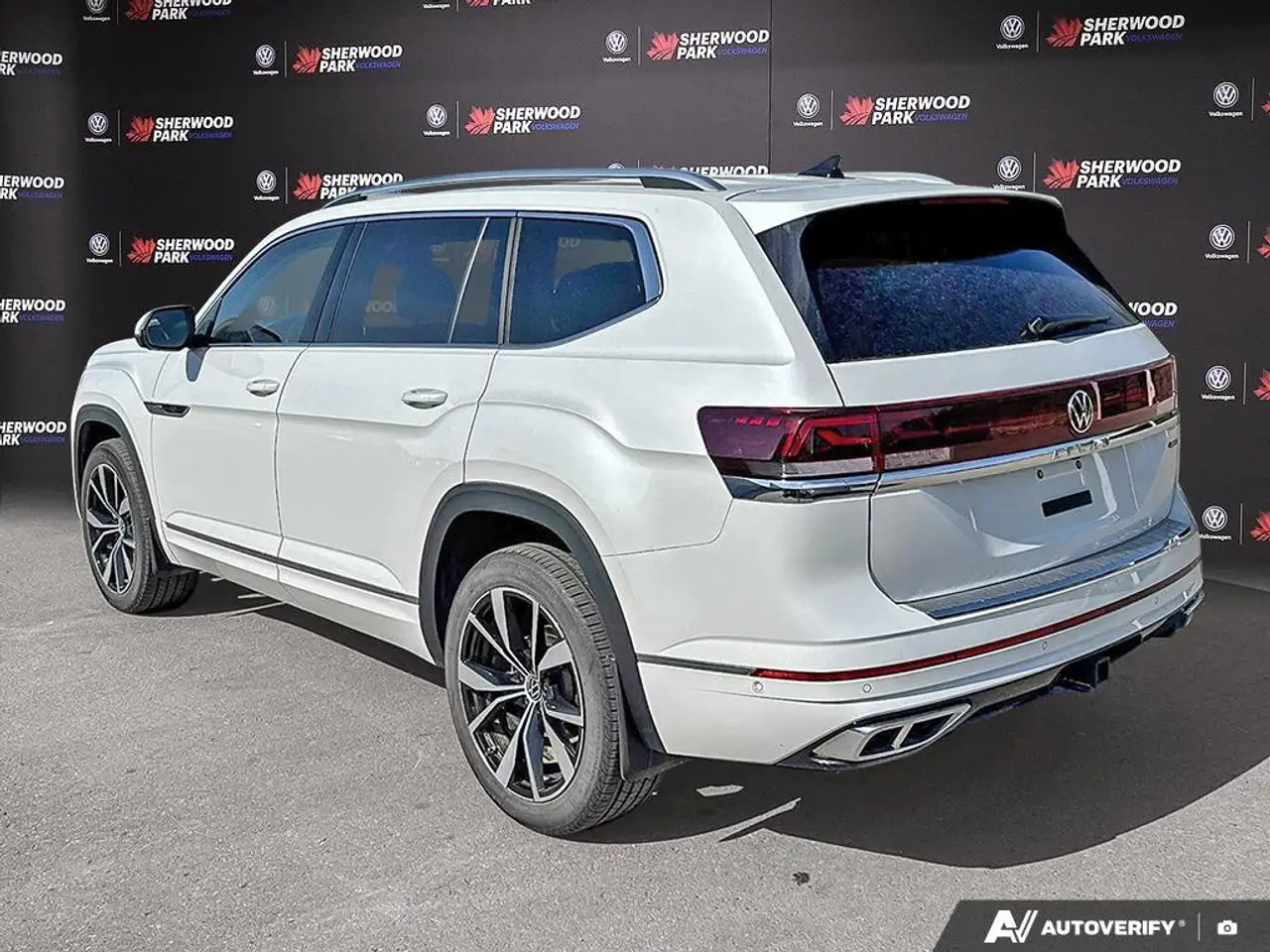 Volkswagen Atlas снимка Volkswagen Atlas