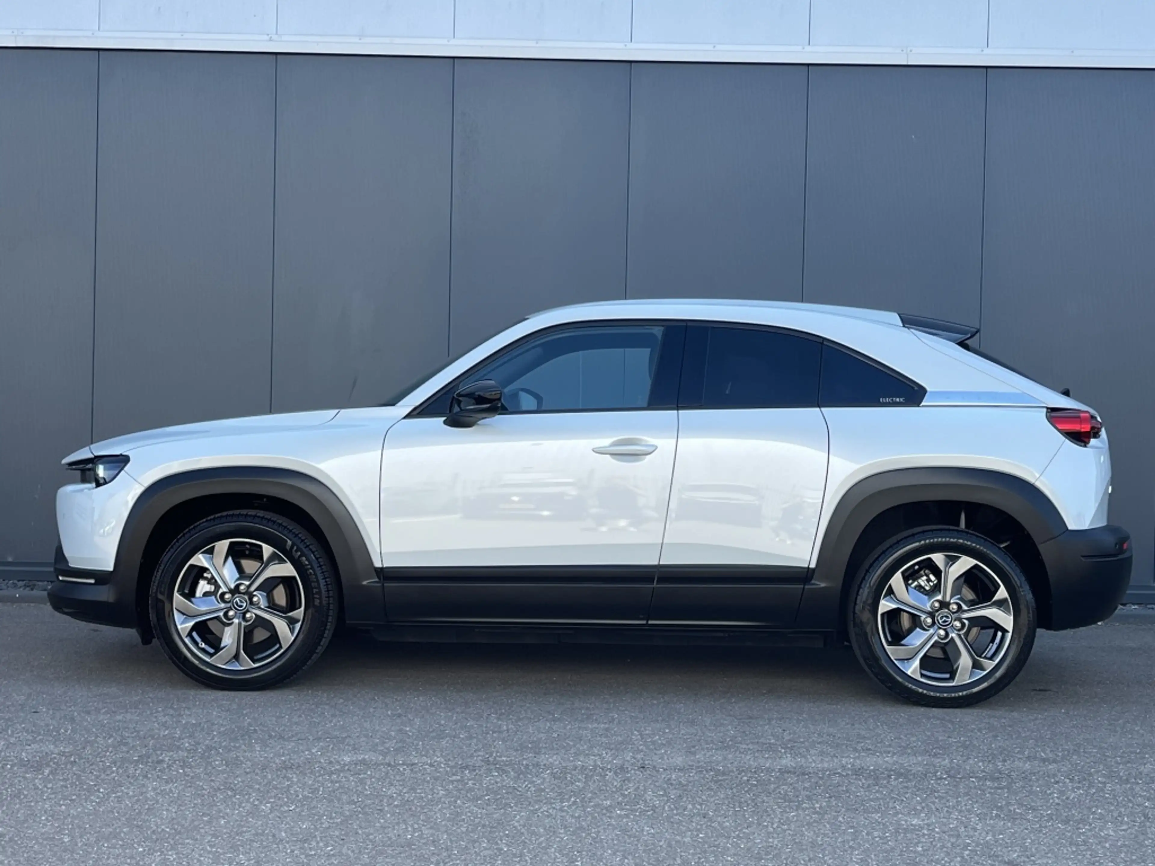 Mazda MX-30 e-SkyActiv 145PK Comfort + interieur pakket — photo 2