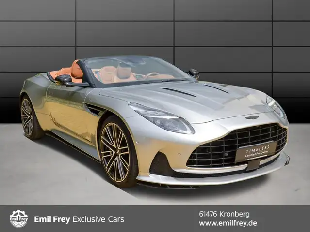 Aston Martin DB12 Volante