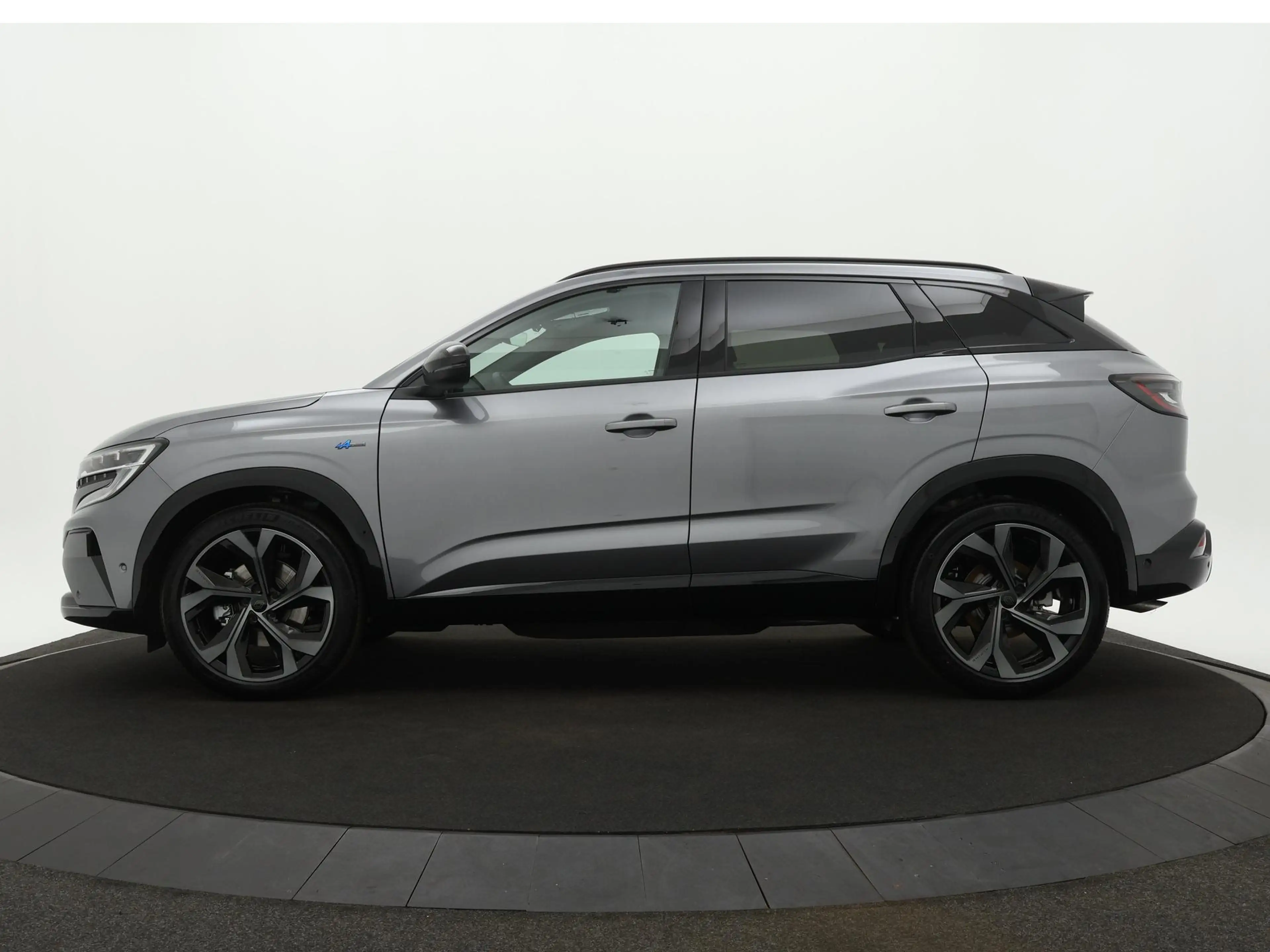 Renault Austral techno esprit Alpine E-Tech full hybrid 200 | Park — photo 2