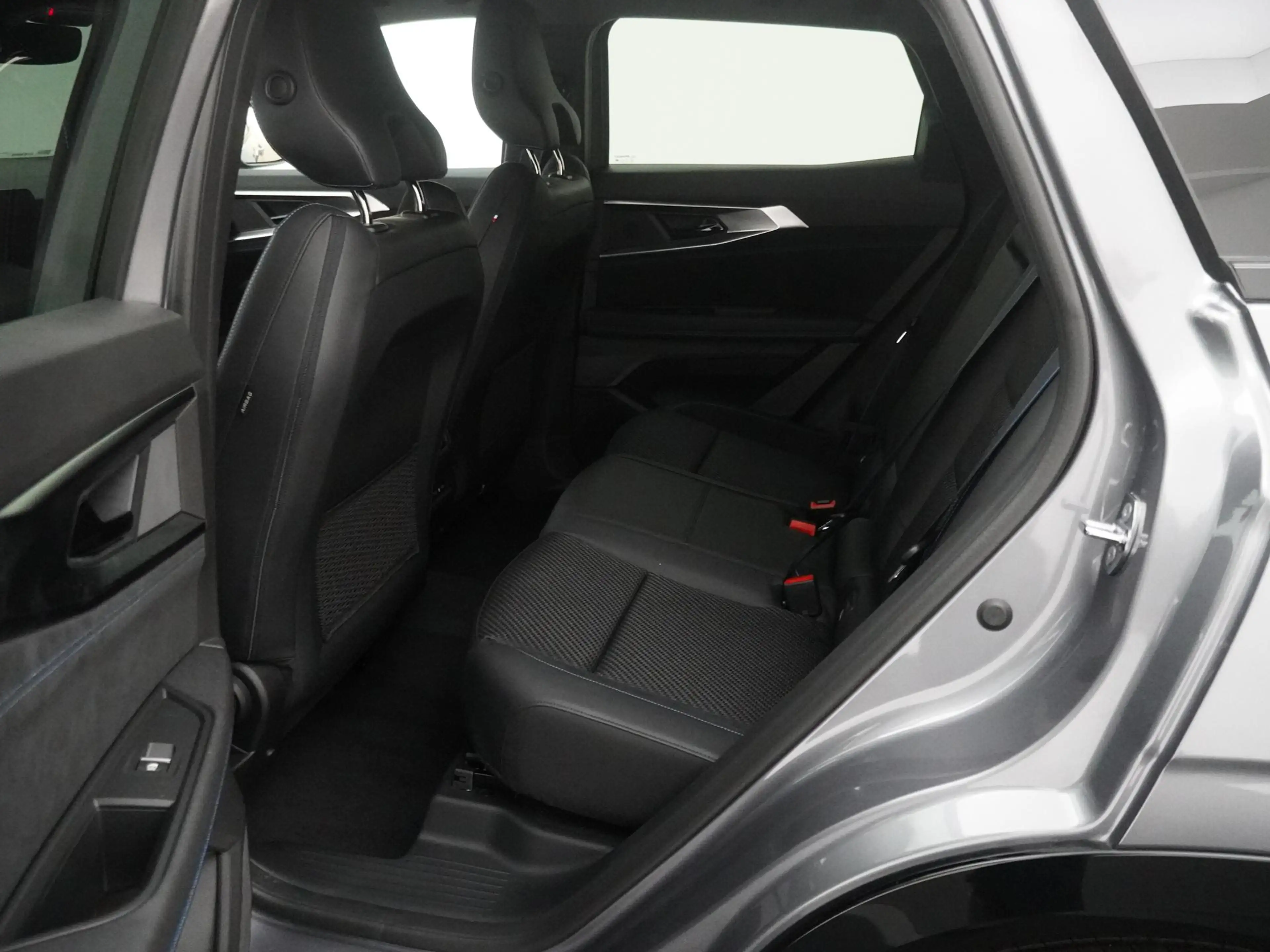 Renault Austral techno esprit Alpine E-Tech full hybrid 200 | Park — photo 11