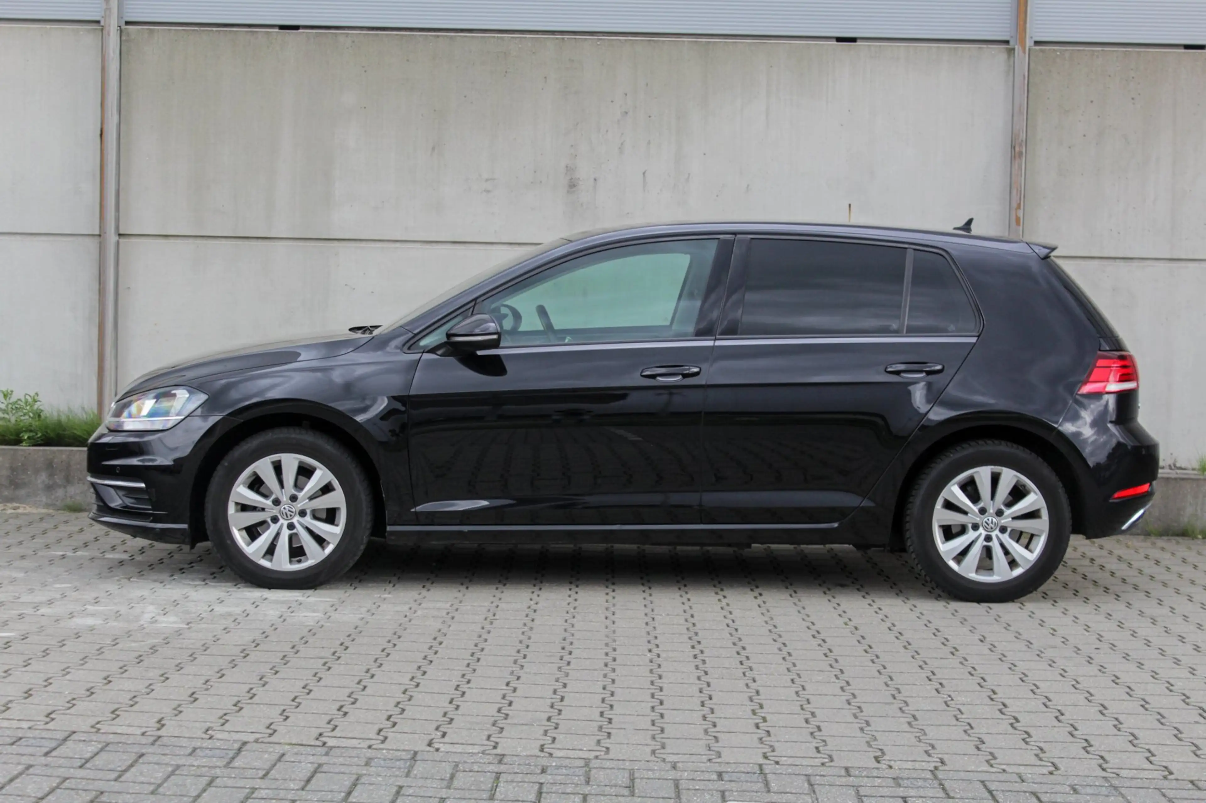 Volkswagen Golf 1.0 TSI Comfortline Business - automaat - ACC - NA — photo 3