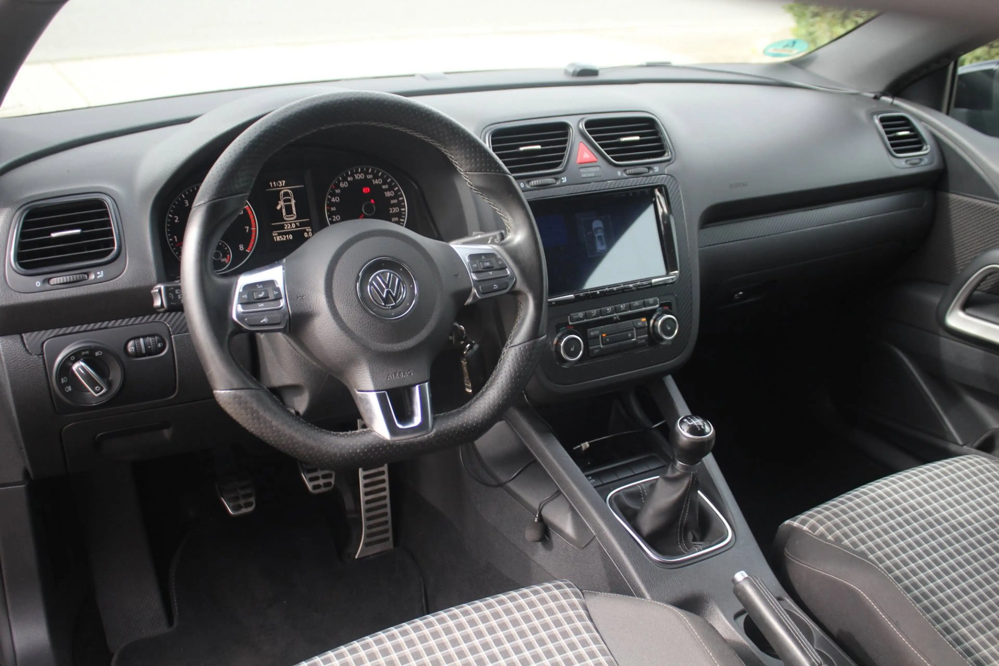Volkswagen Scirocco 1.4 TSI Highline Plus | Stoelverwarming | Clima / — photo 11