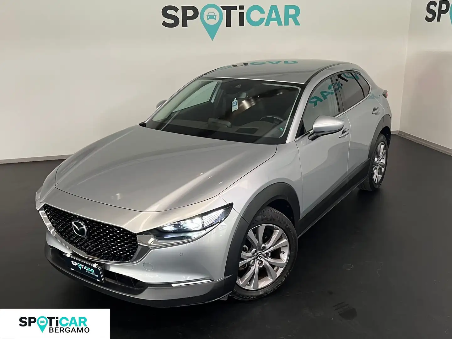 Mazda CX-30 2.0L Skyactiv-G M-Hybrid 2WD Exclusive Gris - 2