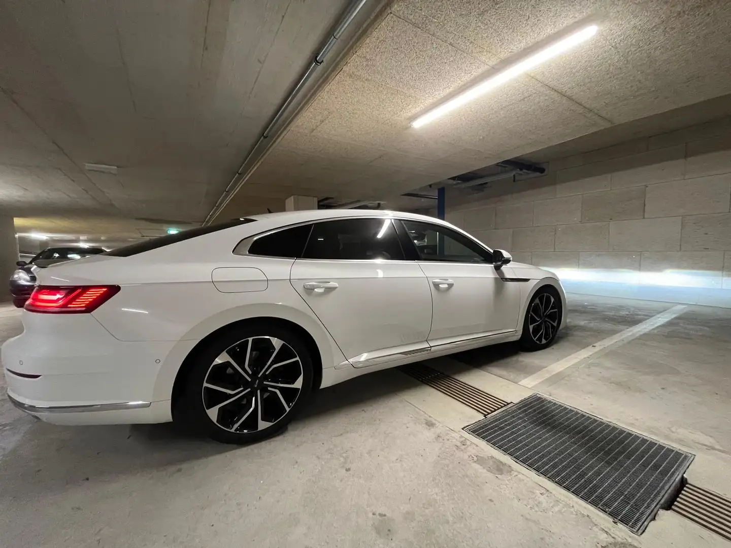 Volkswagen Arteon R-Line 4Motion Weiß - 1
