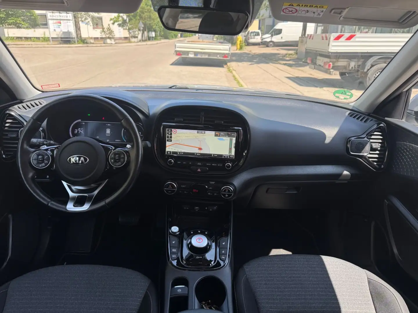 Kia Soul e-Soul Vision/Bi-LED/Techno-Pa./Navi/Kam/ACC/H&K Silber - 2