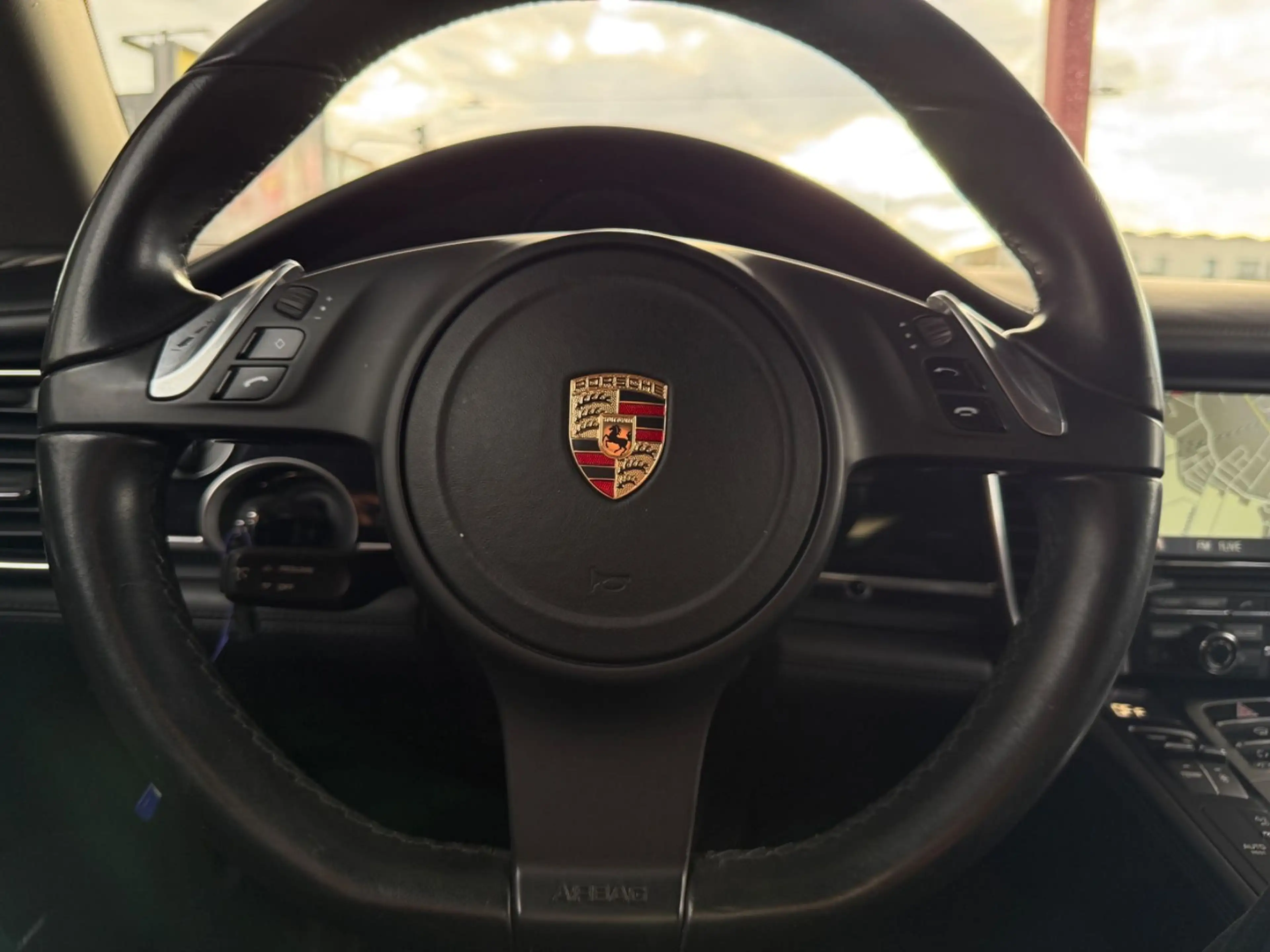 Porsche Panamera 4 S — photo 12