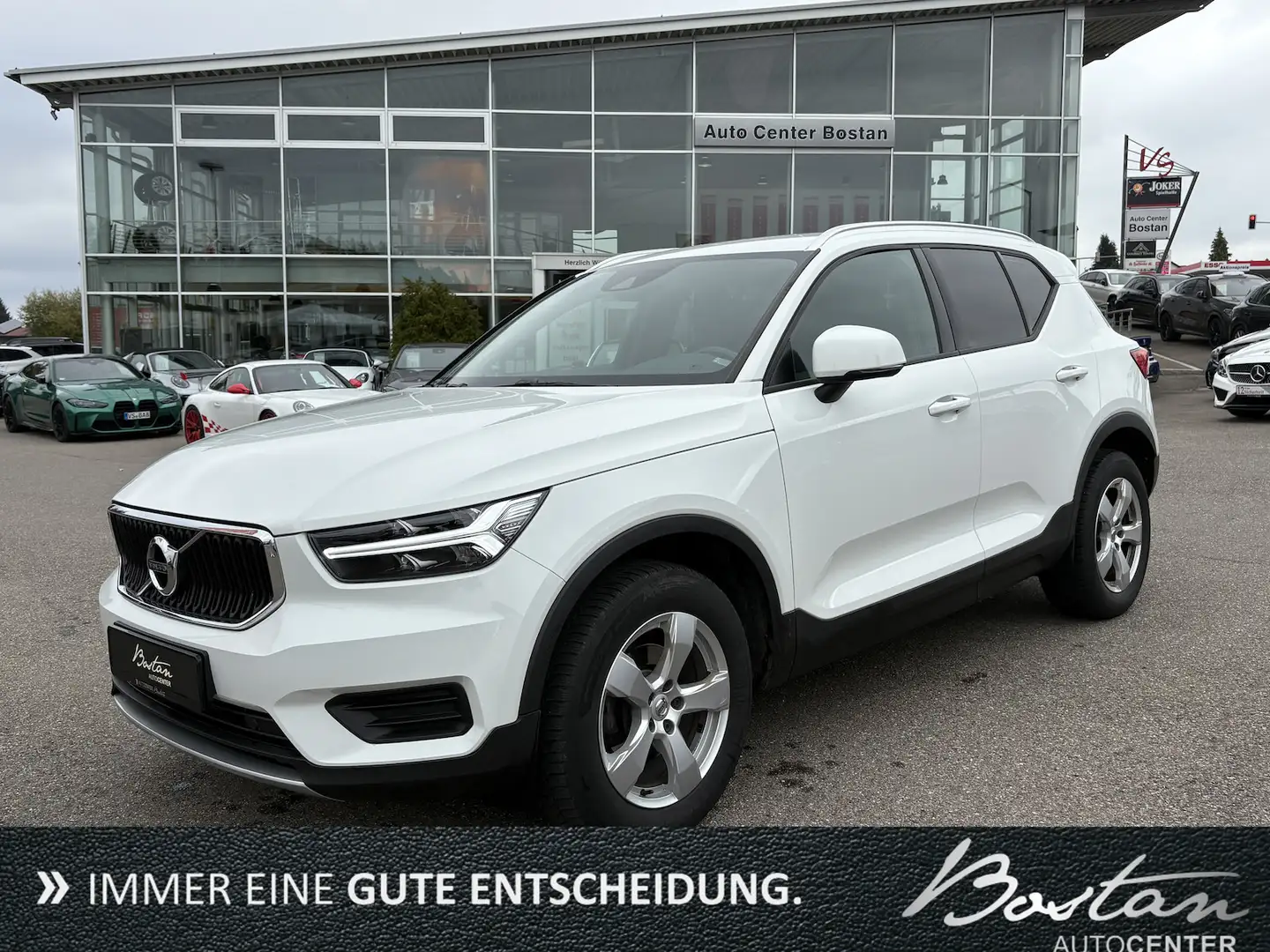 Volvo XC40 MOMENTUM 2WD/BUSINESS-PAKET PRO/SCHECKHEFT Blanc - 1