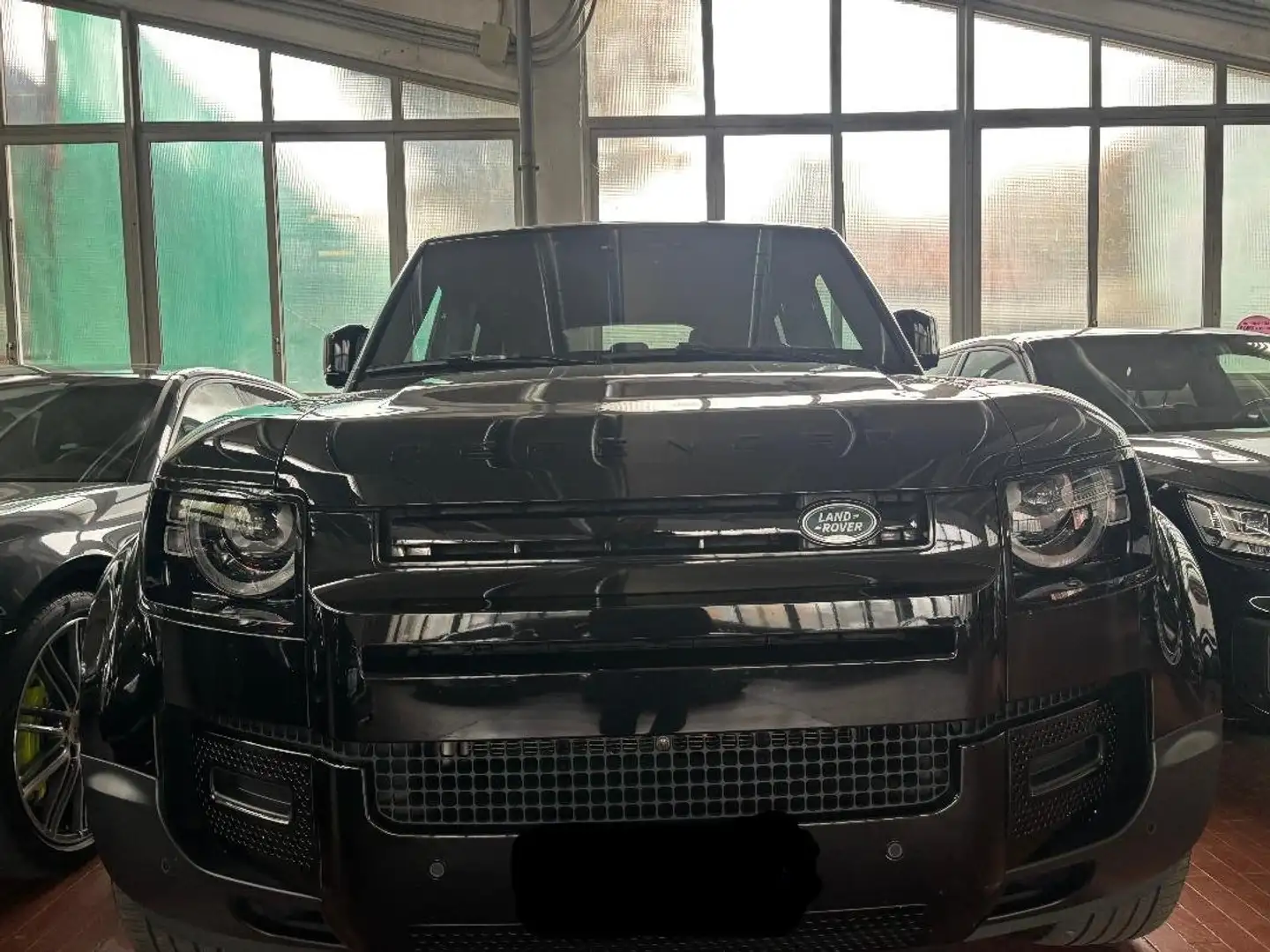 Land Rover Defender 110 3.0d i6 mhev awd - Dynamic  - total black Noir - 2
