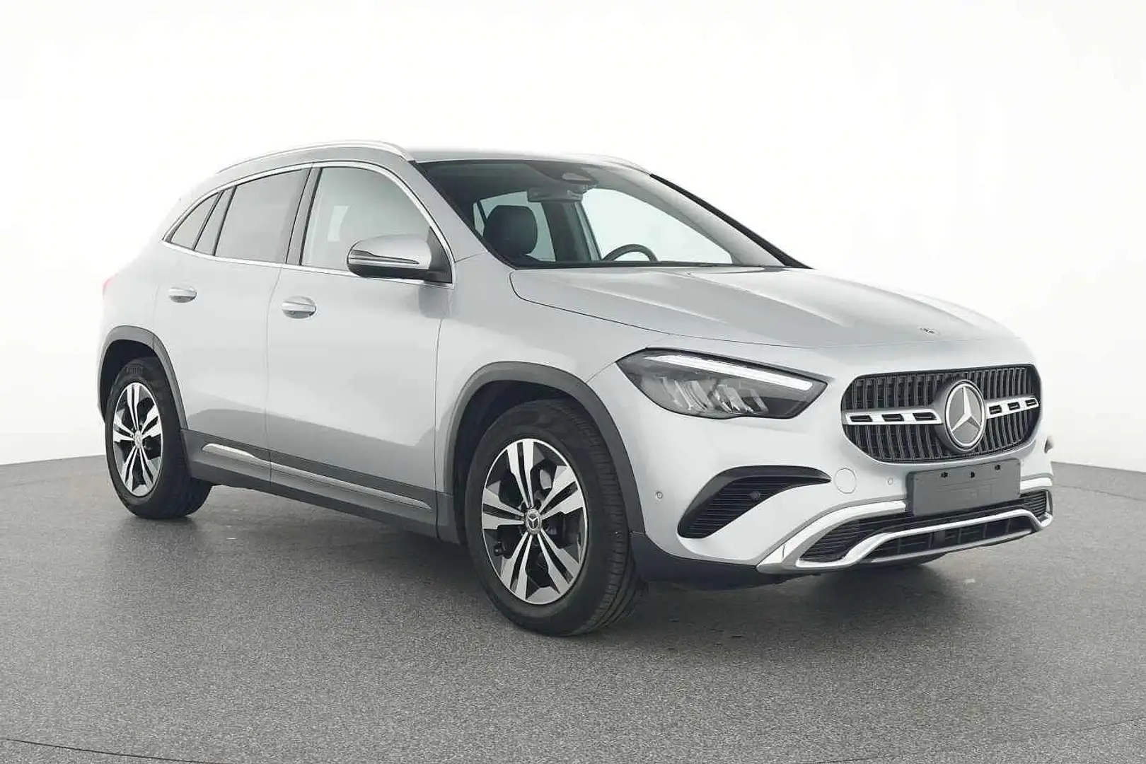 Mercedes-Benz GLA 180 d Luxury Line Argent - 2