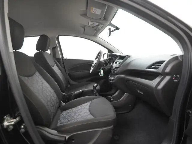 Opel Karl view 3