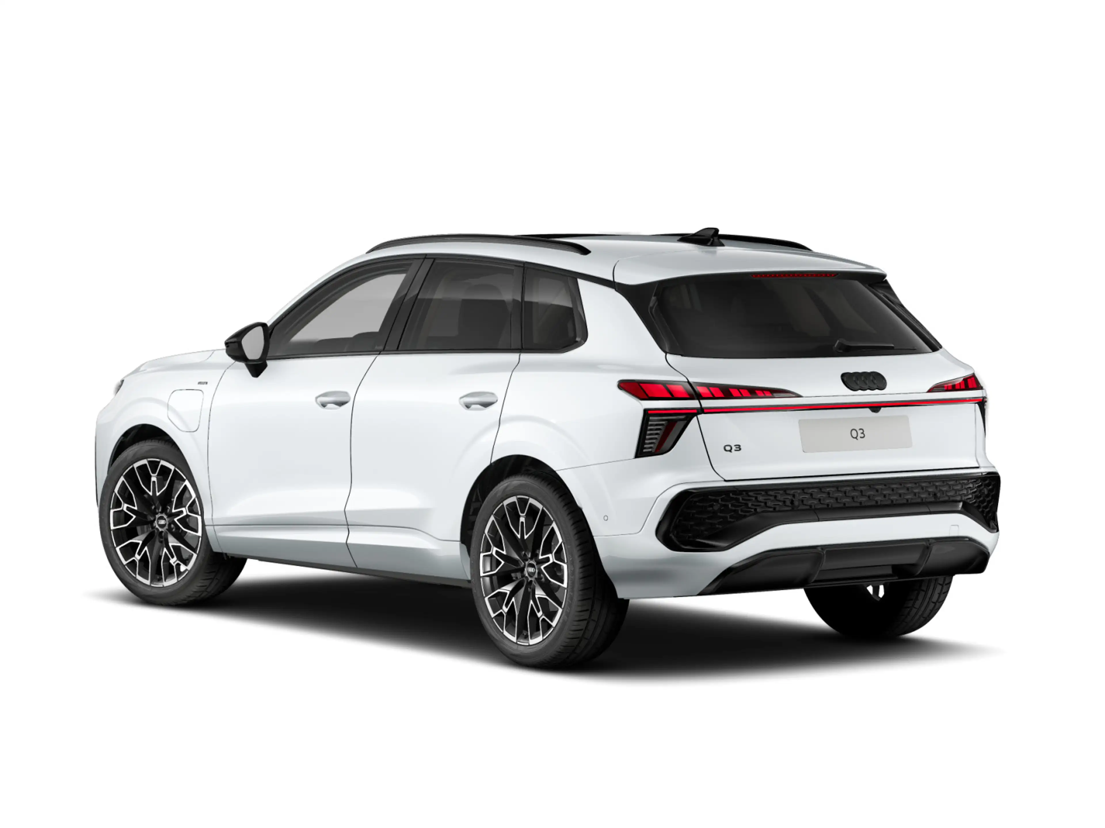 Audi Q3 e-hybrid S tronic — photo 6