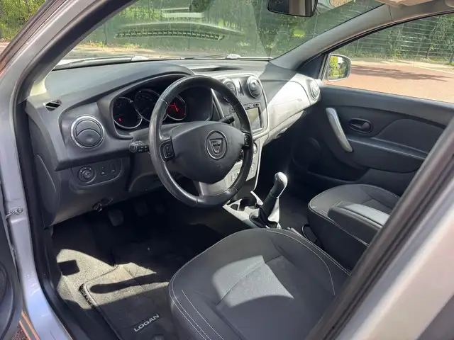 Dacia Logan view 13