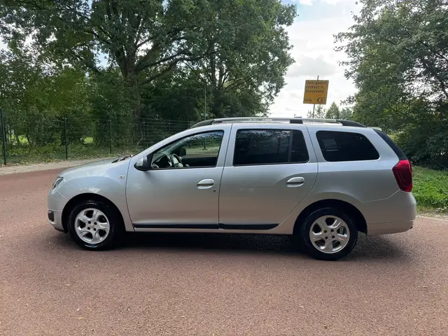 Dacia Logan view 8