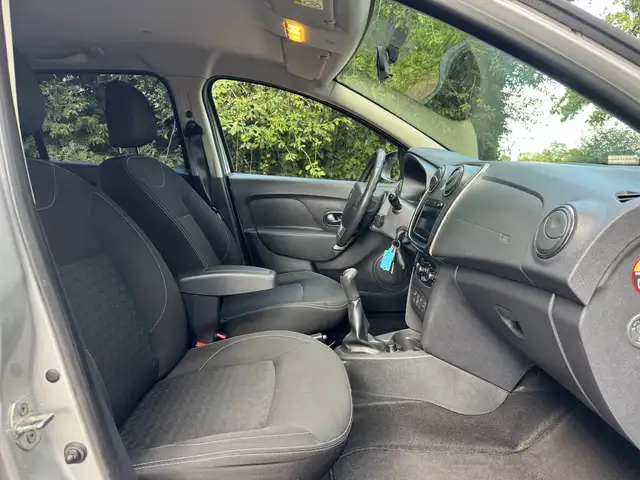 Dacia Logan view 15