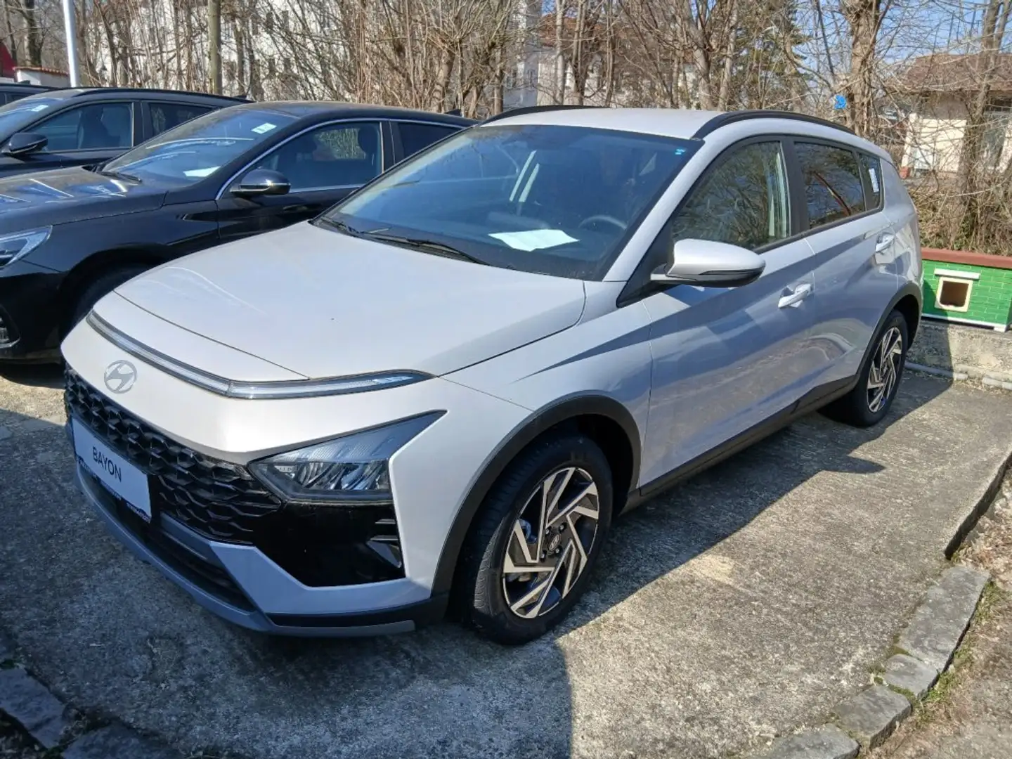 Hyundai BAYON GO Plus 1.0 T-GDI DCT y5bu3-PP4-OO5/O6 Grau - 1