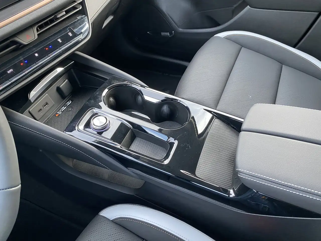 Buick Envision снимка Buick Envision