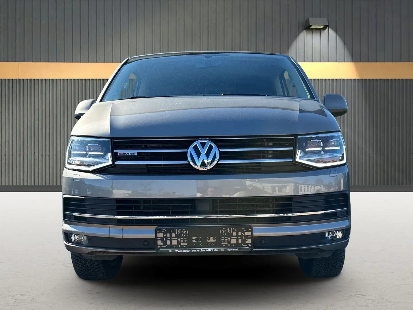 Volkswagen T6 Transporter T6 Multivan Generation Six 4Motion LED 6-Sitzer Beige - 2
