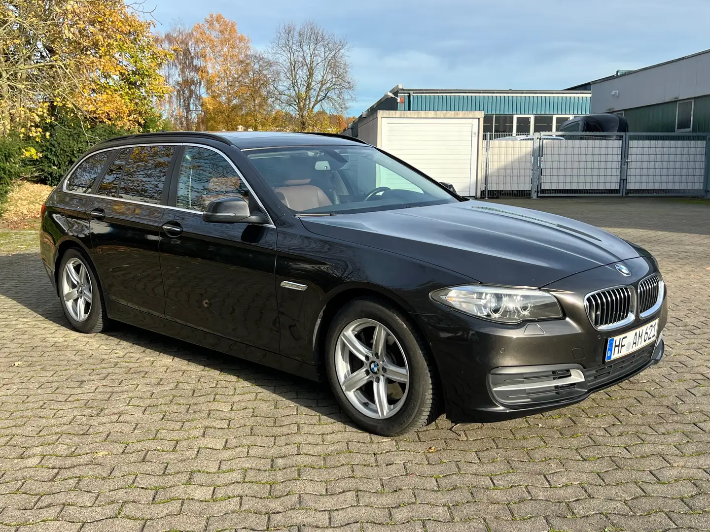 BMW 530 530d Touring Aut. Braun - 2